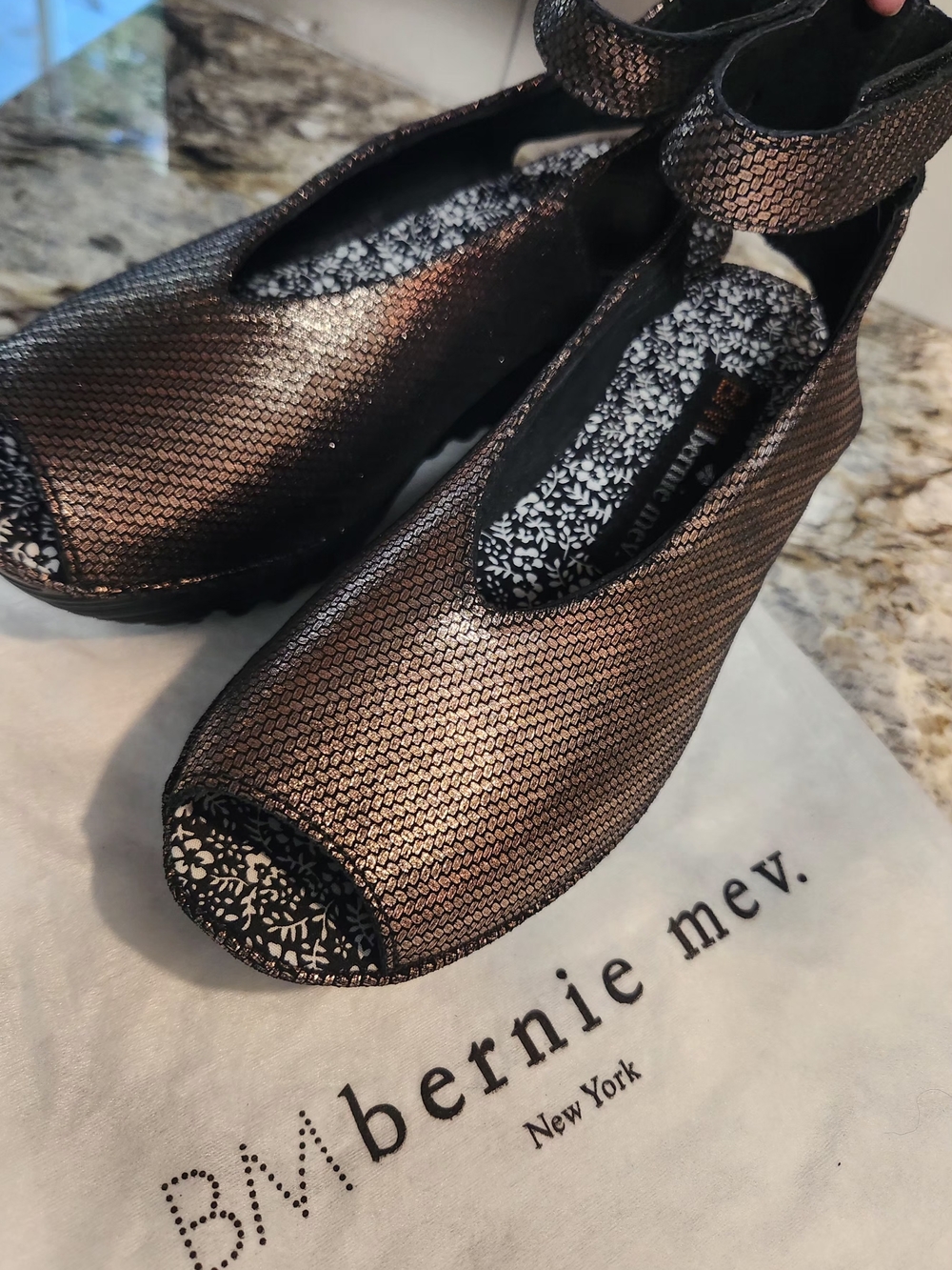 Bernie Mev- Mely Style Peep-Toe Wedge Heels in Metallic Bronze. Size 7.  New!